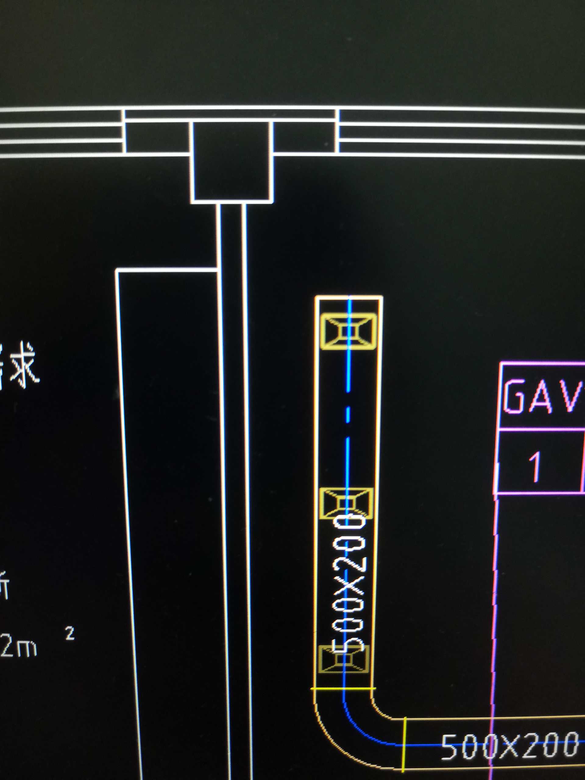 请问风管上得这个符号是什么东西