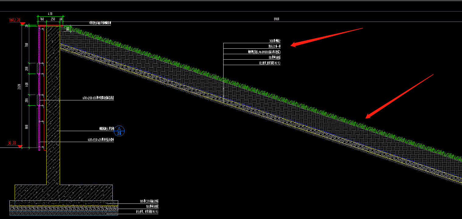 请问一下各位老师,这个挡土墙节点大样这一段斜着的是