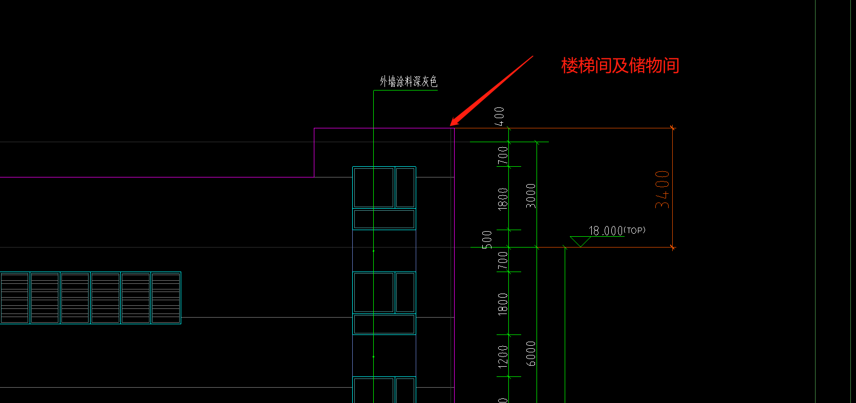 樓梯間腳手架