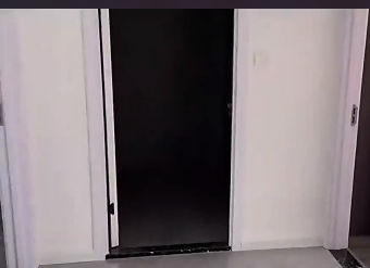 踢腳
