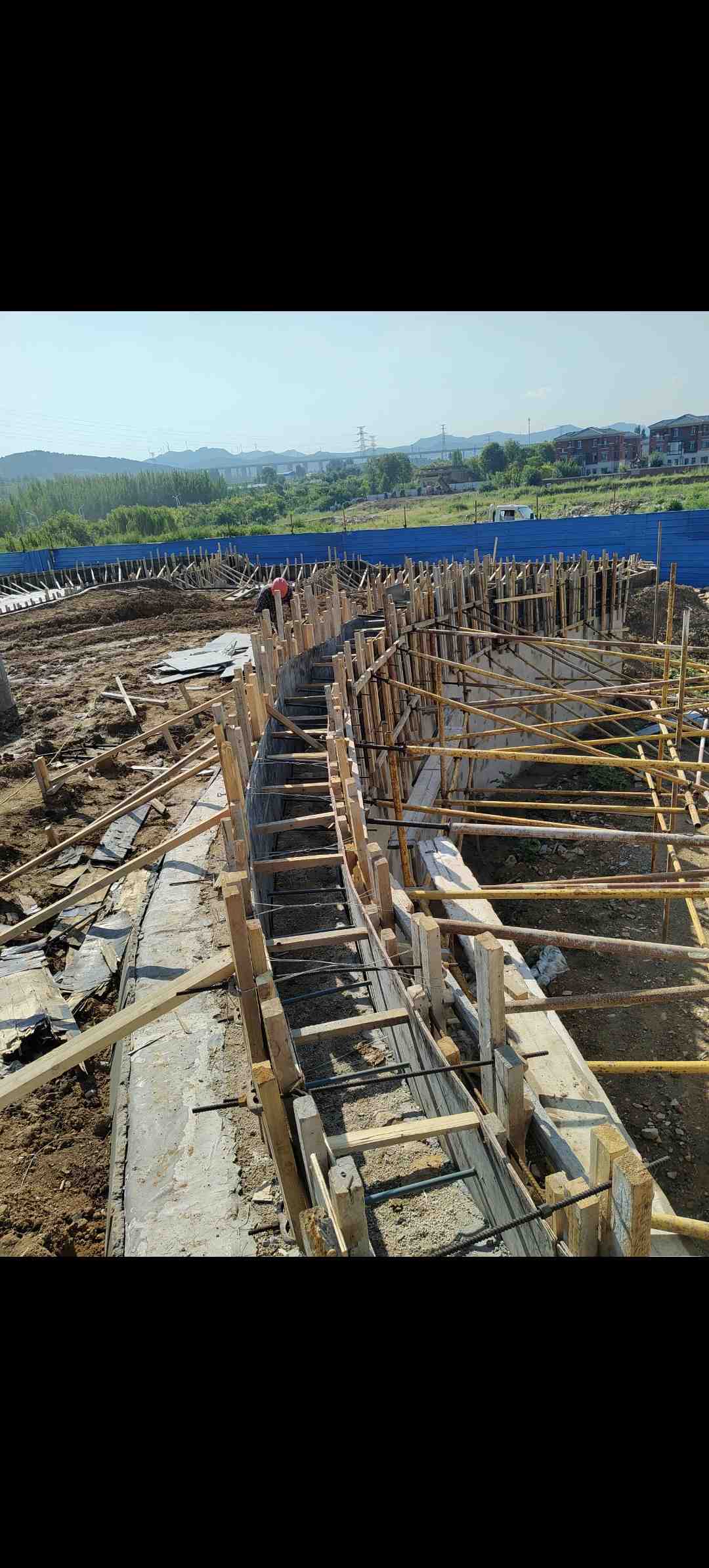 對拉螺栓