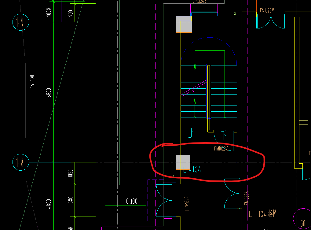 这种需要单独设置梯梁的两侧有梯柱或者框架柱支撑应该属于什么类型的