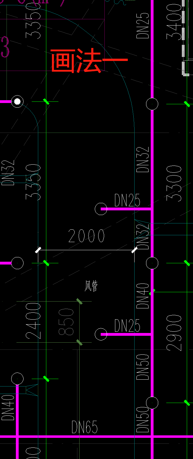 兩條噴淋管夾著一條大於1200的風管要畫上下噴頭求正確平面畫法