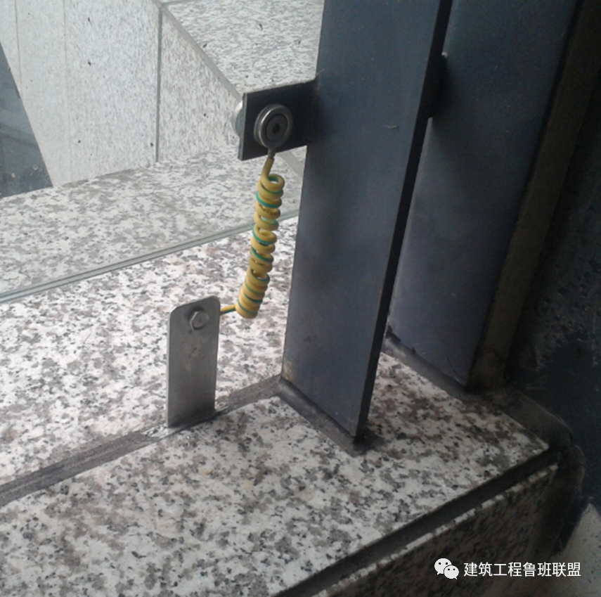 防雷接地如何施工?15个工艺节点,逐一对照!-服务新干线头条