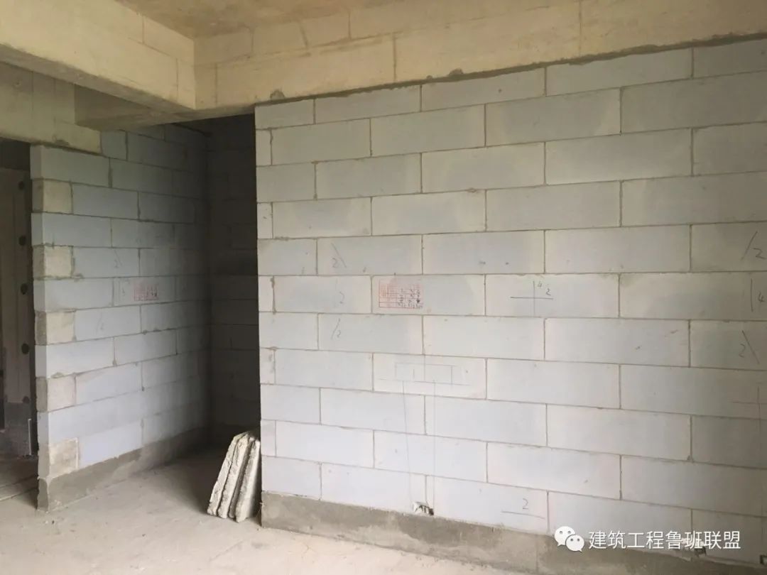 砌筑工程这样干,免抹灰!-服务新干线头条