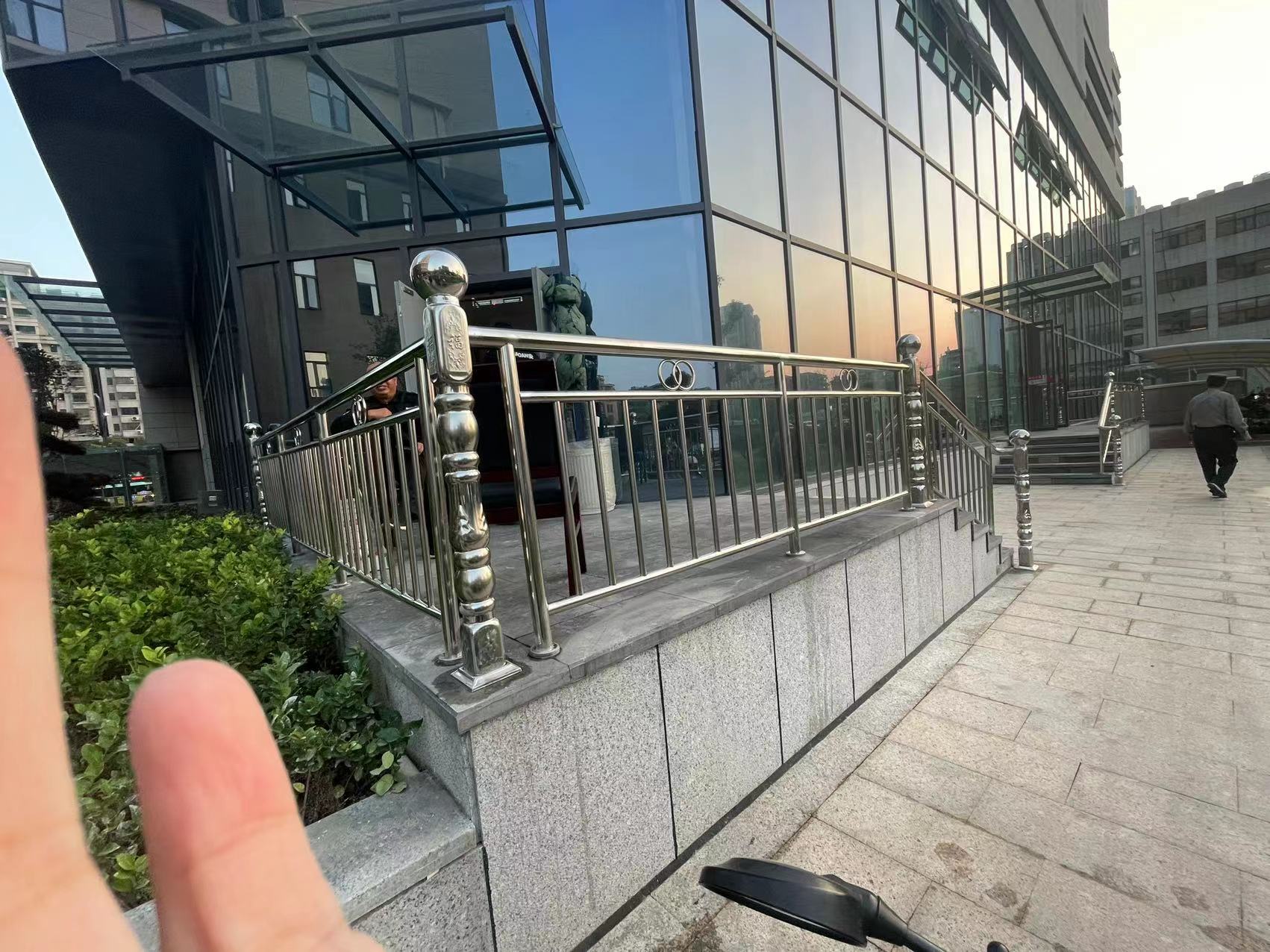 按市场价
