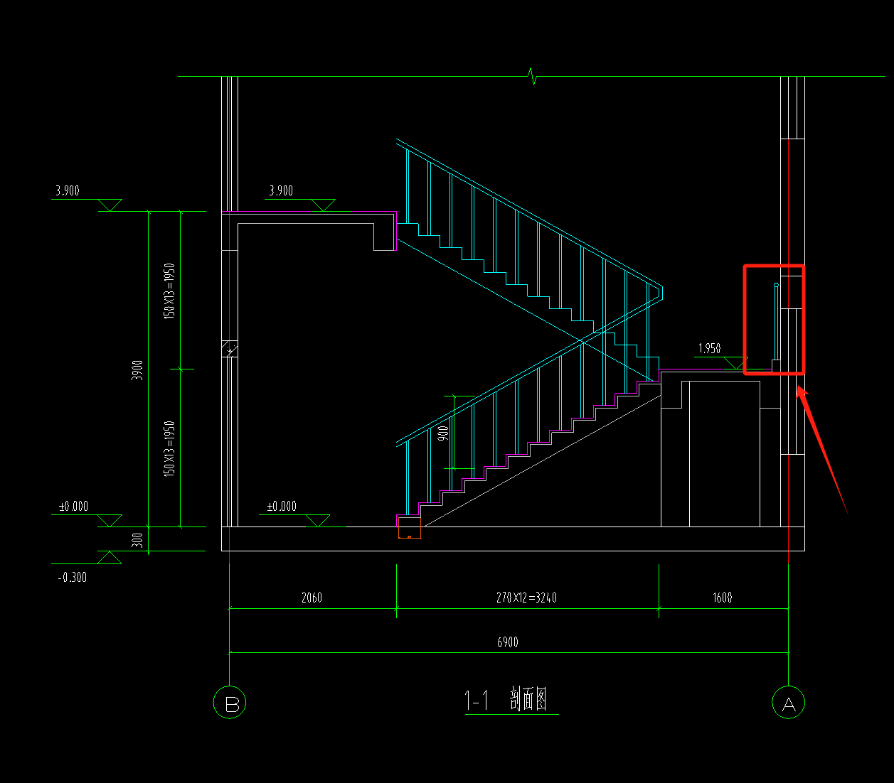 请问如图楼梯剖面图,靠窗一侧这里也是栏杆吗?