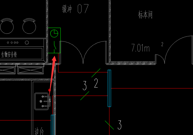 旁边