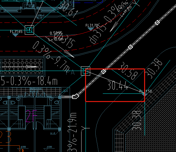 室外图纸计算雨水管计算时候需要加这个白线的长度吗,图上标注的尺寸