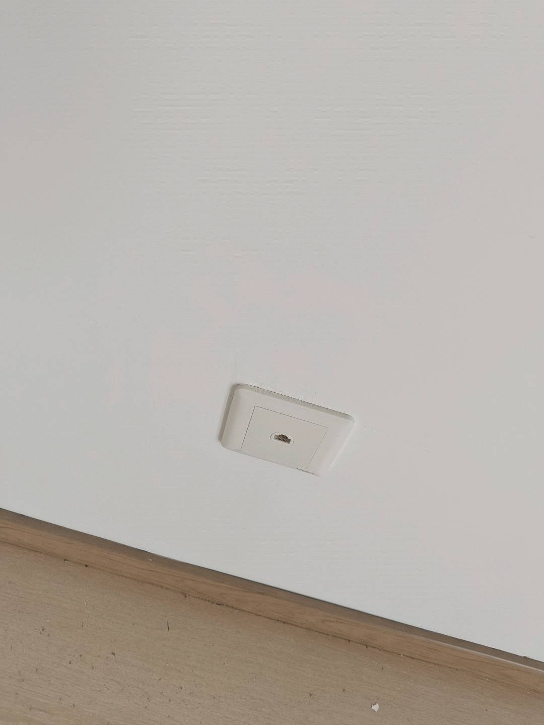 插座