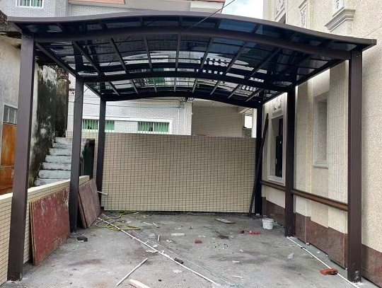 钢结构雨棚