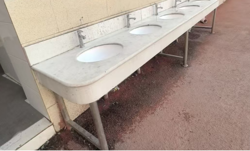 窗台板