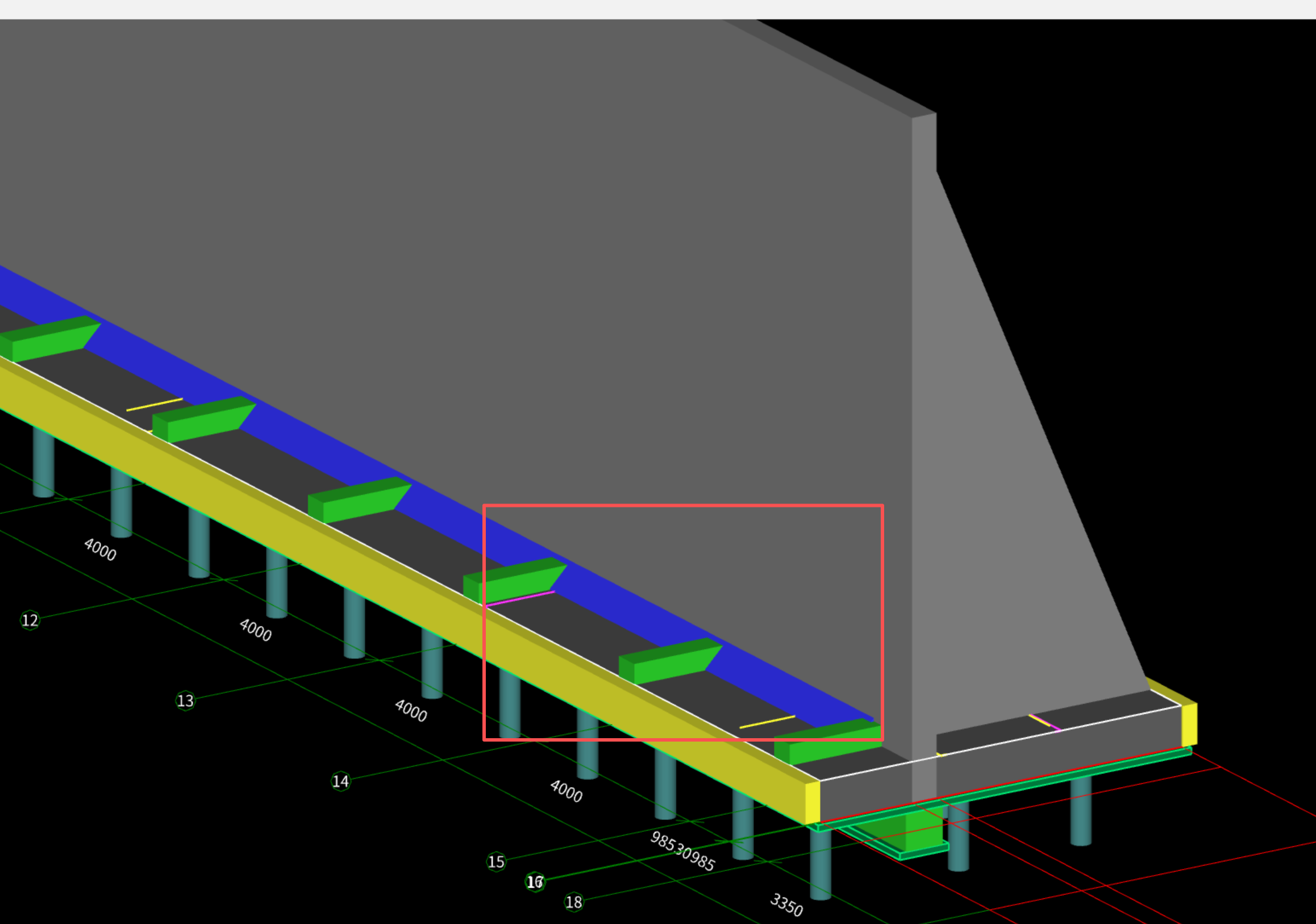 答疑：我想问下，现场这个剪力墙加腋有模板吗？