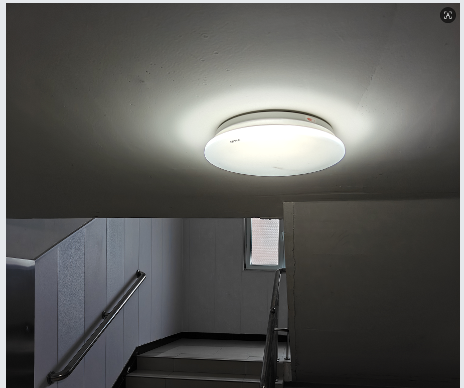 答疑：请问这种吸顶灯套定额的话用哪一个？