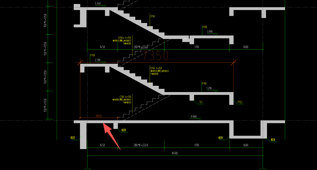 答疑：一层楼梯投影面积：2.75*7.35*2-1.8*2.75，是不是要把箭头地方扣