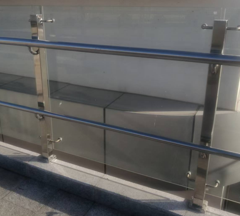 答疑：这种扶手怎样计算重量啊，谢谢