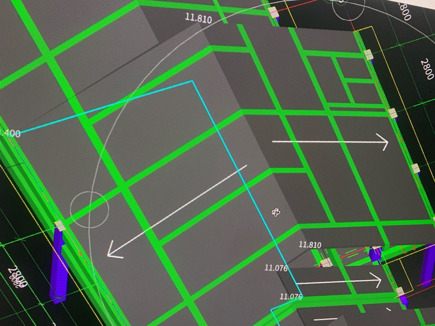 答疑：请问那个11.076如何三点变斜为11.21。每次只能三个，一改这个下个就变了