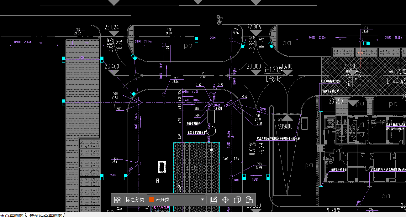 答疑：这种室外雨水平面图只算水平管长度是吗，那些节点不管是吗，拉线的时候直接到原点中间