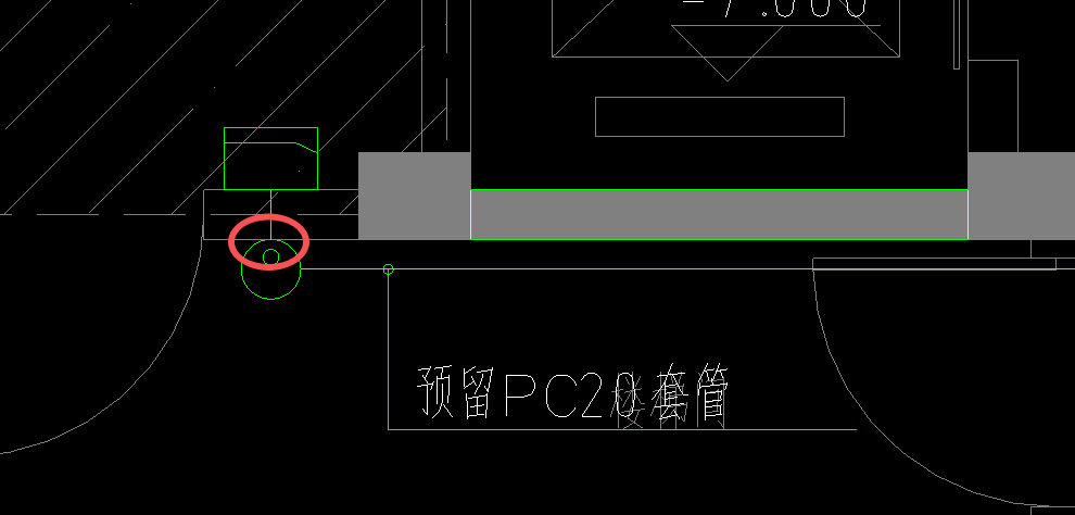 答疑：请问弱电圈起来这个地方是一根管还是两根管