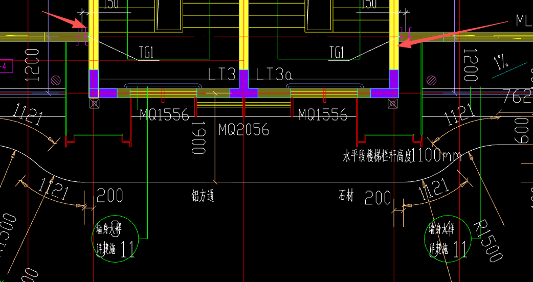 答疑：各位大神这个有铝板围住的这个一小块属于外墙还是内墙呢