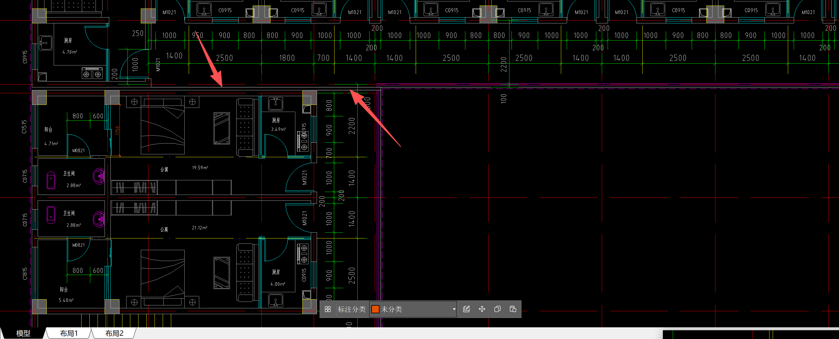 答疑：请问箭头这两处的单根线是什么意思？粉红色的位置是栏杆，图2是立面图