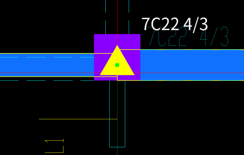 答疑：这是一跟梁但是不一样宽，怎么把左边的和图纸对其